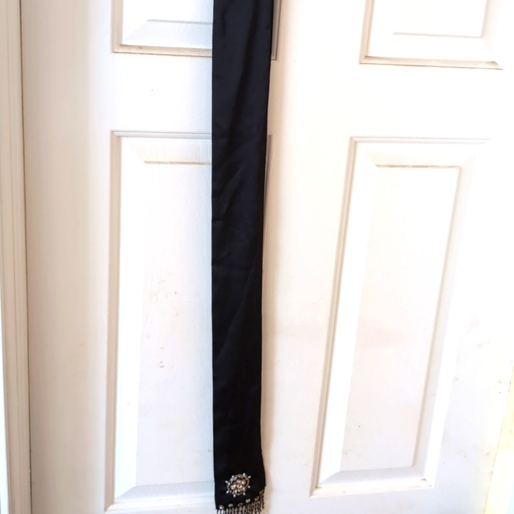 Cejon Accessories black beaded/sequins (on the ends) scarf